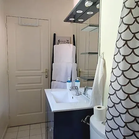 Disneyland 4 Personnes Wifi Box Proche Gare Bus דירה *